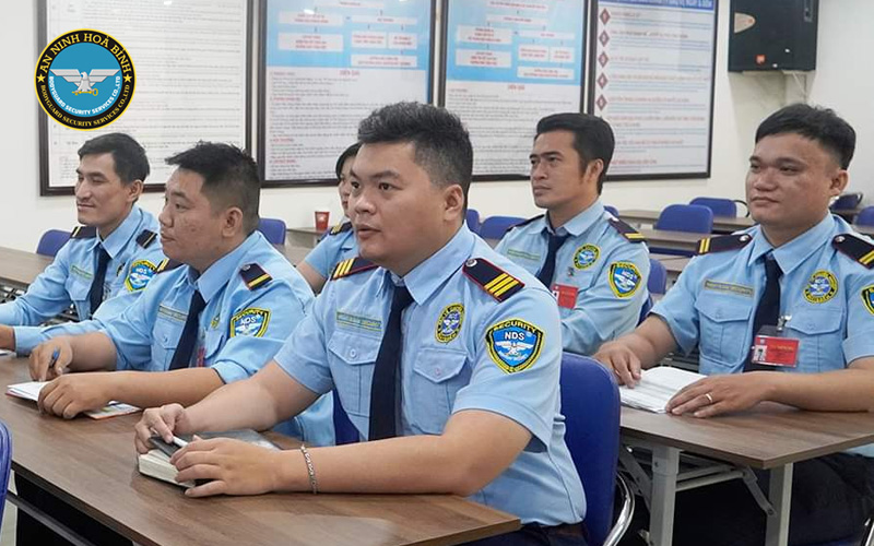 5 tiêu chuẩn chọn Bảo vệ ngân hàng, tiệm vàng hiệu quả 3 Lợi ích của việc sử dụng dịch vụ bảo vệ ngân hàng và tiệm vàng