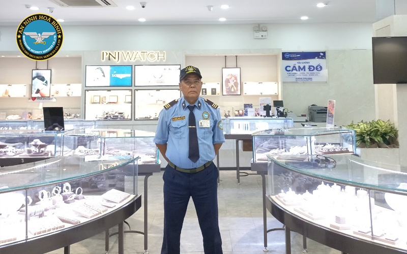 5 tiêu chuẩn chọn Bảo vệ ngân hàng, tiệm vàng hiệu quả 4 Những câu hỏi thường gặp khi thuê dịch vụ bảo vệ ngân hàng, tiệm vàng