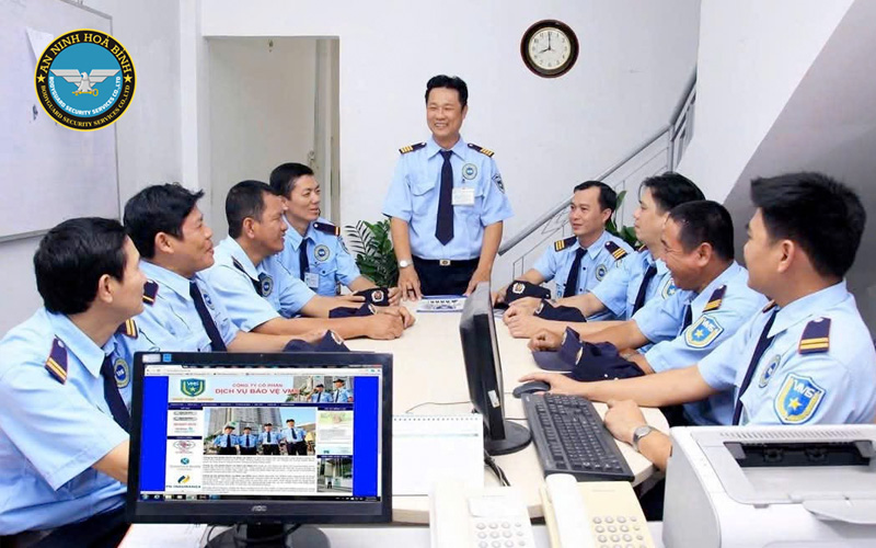 Cách chọn dịch vụ bảo vệ gần đây đúng nhu cầu 1 Dịch Vụ Bảo Vệ Gần Đây và Vai Trò Quan Trọng Trong An Ninh Doanh Nghiệp