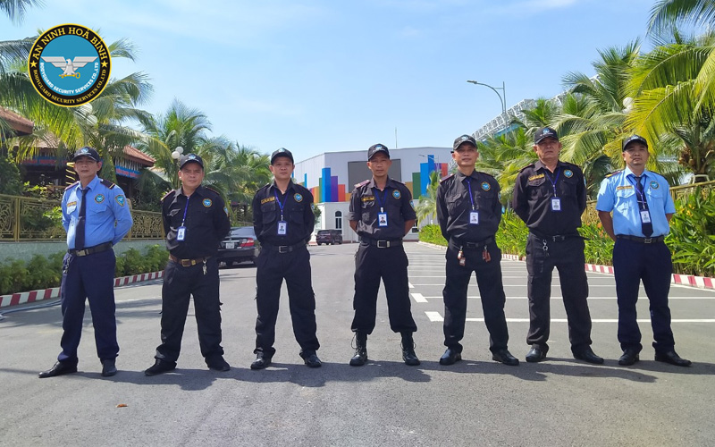 Tối ưu an ninh với Dịch Vụ Bảo Vệ Khách Sạn cao cấp 2 Tại sao chọn Dịch Vụ Bảo Vệ Khách Sạn của chúng tôi?