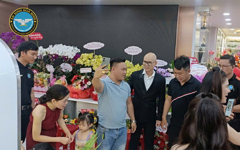 Những điều cần lưu ý khi thuê dịch vụ bảo vệ chuyên nghiệp 3 Những Sai Lầm Thường Gặp Khi Thuê Dịch Vụ Bảo Vệ