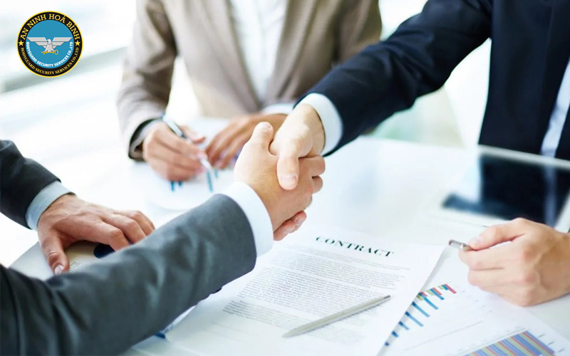 Cần lưu ý gì trước khi ký hợp đồng bảo vệ nhà máy?